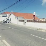 Дом отдыха Azenhas Do Mar Roadside House *