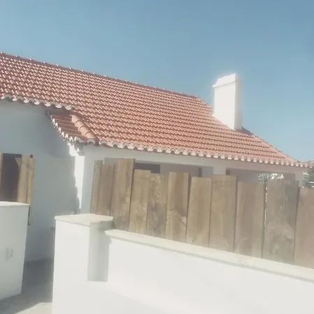 בית נופש Azenhas Do Mar Roadside House קולארס