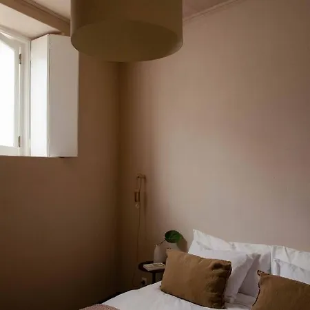 Azenhas Do Mar Roadside House