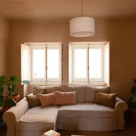 Casa de Férias Azenhas Do Mar Roadside House